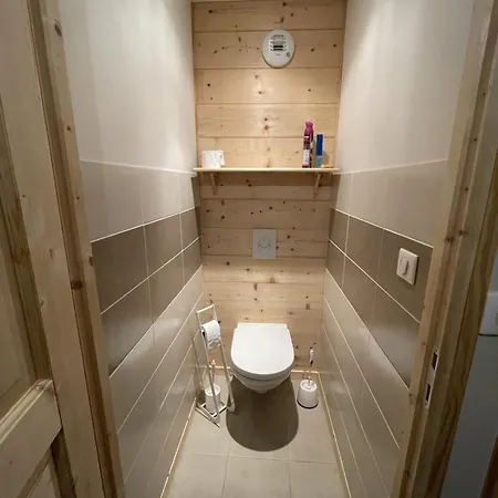 E R-2 Masseboeuf Apartament *